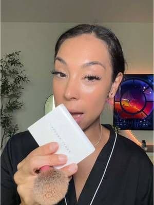 If you don’t wanna look like you’re wearing a mask this summer, Fenty Beauty made the most amazing skin moisturizer. Their powder is something special because it blurs your skin, but doesn’t dry it out #fentyskintint #fentyskin #fentybeauty #tintedmoisturizer #creatorsearchinsights #summermakeup #tiktokshopcreatorpicks #creatoricons #dealsforyoudays #tiktokpartner #tiktokshopsummerturnup #tiktokshopunboxing #funinthesun