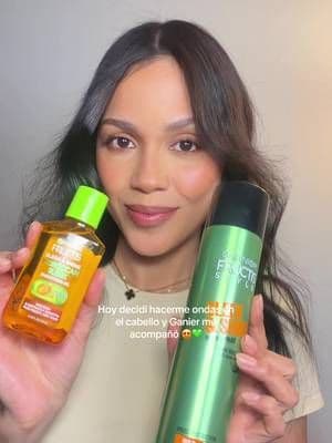 Probando el Moroccan oil Sleek y la laca de la misma línea Sleek & Shine 💚 amé el resultado #giftedbygarnier #haircare #hairproducts #cabelloliso #ondasconplancha