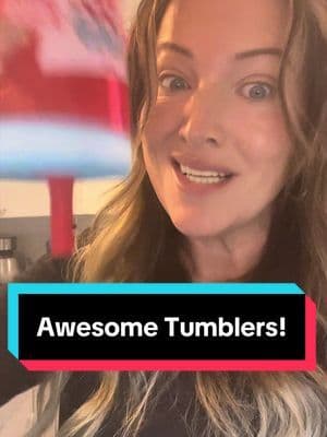 I'm obsessed with these LEAK PROOF Kids Tumblers from @zak designs that come with super fun and bright designs! The vacu