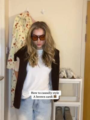 This cardi is super comfy!! Cardi, top, shoes and jeans from @prettylittlething π» #cardi #teddy #basics #elevated #casual #ad #plt #classofplt #comfy