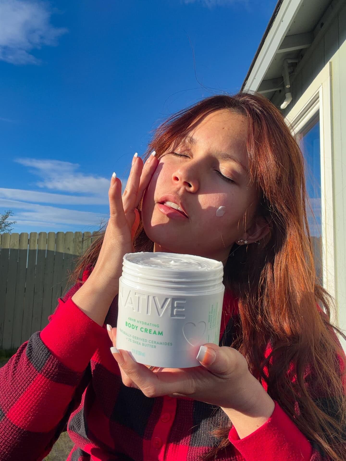 I’ve been using this product for a few weeks,and my skin looks incredible,super hydrated and soft,Native is te best you