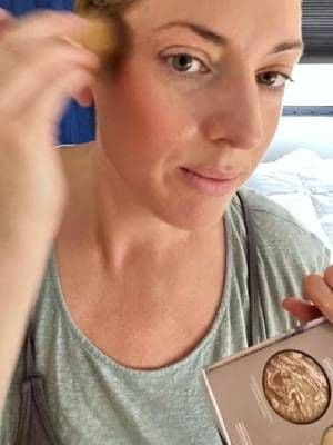I'd say it performs in the heat | Laura Geller Baked Starter Kit full makeup palette, foundation, and travel makeup brush #over40club #matureskinmakeup #over40makeup #travelmakeup #laurageller #makeuppalette #bronzer #tiktokshopfinds #dealsforyoudays #giftguide #tiktokshopcreatorpicks #tiktokshopbacktoschool