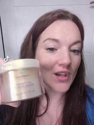 Say goodbye to uneven skin texture! 🔥
If you want smoother, firmer-looking skin, this thermo firming gold gel is a total game changer! It absorbs quickly without feeling sticky, and a tiny bit of this huge tub goes such a long way. Perfect for your tummy, thighs, arms, and bum. Grab yours from the yellow basket below while it's still on special offer! 🛍️✨
#firmingskincare #bodygel #SkincareRoutine #bum #tums #thighs #arms #tiktokshopfinds #smoothskin #1010 #1 #tiktokshop #fyptiktokshop #tiktokmademebuyIt #viralpeoducts #cellulite #stretchmarks #productreview #👑queen_wolfyy🐺✨momentum✨