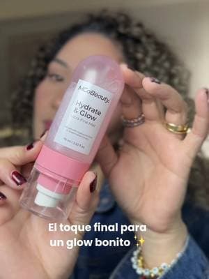 Este spray hace que el maquillaje se vea más natural y que todo se funda mejor en la piel ✨ 🛒 Disponible en TikTok Shop Lo uso para sellar sin dejar sensación pesada y para que el makeup se vea más bonito con las horas 🤍 #MCoBeauty #SettingSpray #TikTokShop #MakeupTok #MakeupRoutine
