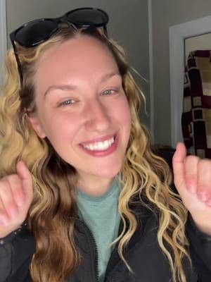 Unboxing my new Medicube package 📦✨ and I’m honestly so excited for this one!! Skincare that feels like a reset for my routine — can’t wait to try everything and see the results for myself 🤍 Stay tuned besties… we’re doing a glow-up moment 👀💆🏼♀️ #medicube #partnership #skincareroutine #glowup #skincareunboxing