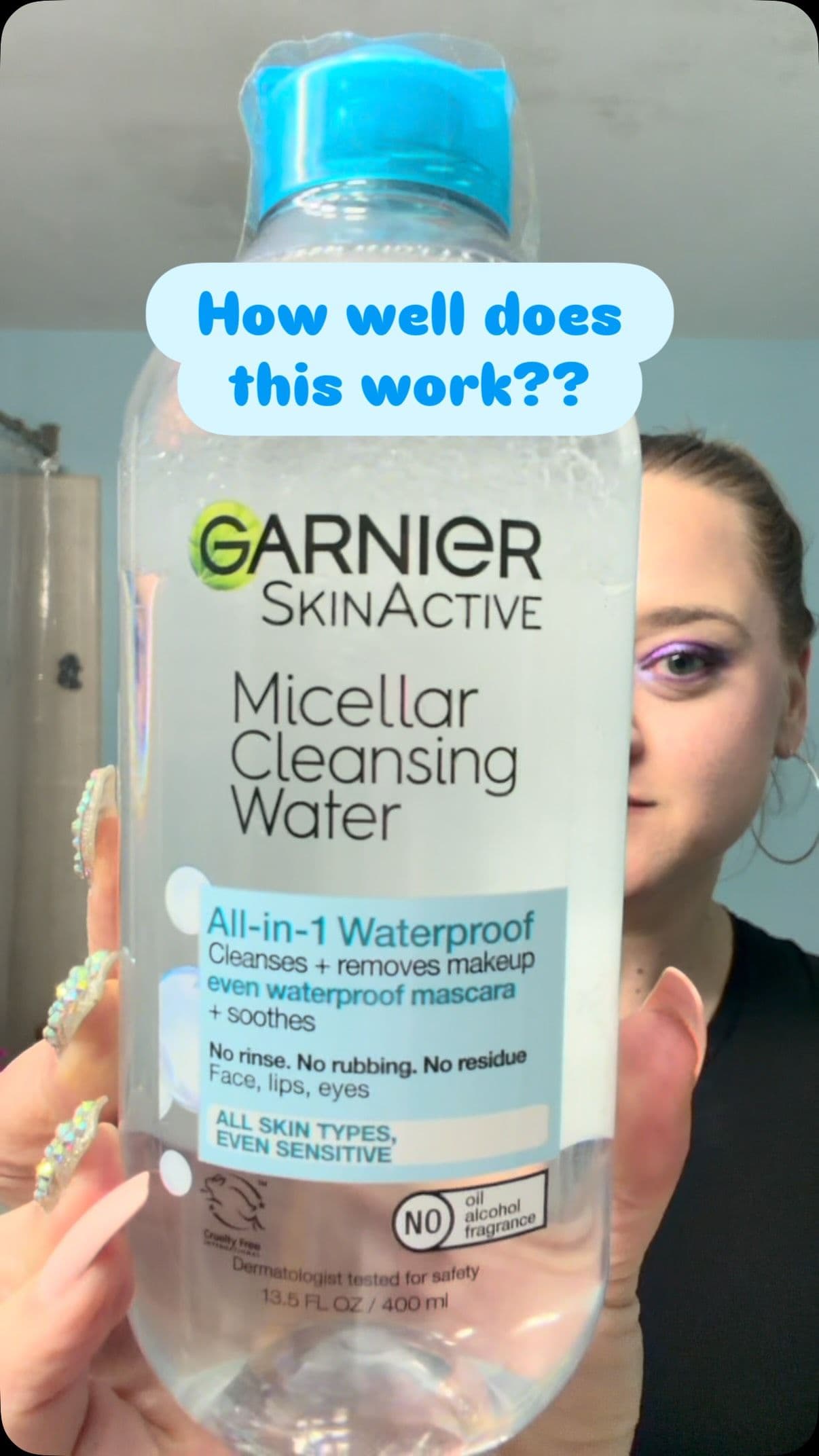 Melts off waterproof makeup, no rinsing needed!! @garnierusa did that!
#garnierwaterworks #giftedbygarnier #garniers