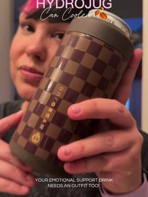 Fall girlies, even the emotional support soda is getting a fall wardrobe. ๐๐ฅค The HydroJug Flannel Can Cooler is a double-wall stainless steel insulated can cooler designed to keep your 12 oz canned drinks cold, with a screw-top design that keeps the can secure. And this FLANNEL print?! Peak cozy fall energy. ๐ค @HYDROJUG #hydrojug #tiktokshopcreatorpicks #tiktokshopbacktoschool #backtoschool #summerwins
