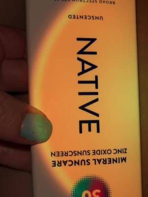 Ideal para pieles sensibles sin ingredientes agresivo sin aluminio ideal para ti si tu piel es muy sensible con 100% minerales spf #complimentary #GiftedByNative #NativeUnscentedMineralSunscreen@influenster @Native