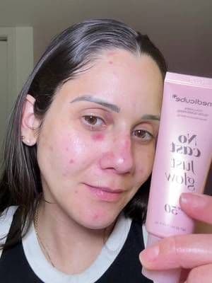 Este protector solar de medicube se absorbe rápidamente y te deja un glow increíble, contiene collageno. #tiktokshop#tiktokcreator#protectorsolar#medicubeskincare#tiktokfind