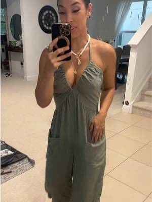 OMG I have had this jumper on my eye for a minute now it is everything I thought it would be fits perfectly lightweight flow and so comfortable. Definitely going to be a go to for summer and I need to get more.! ##cupshe##jumpsuit##summerstyle##cupshejumpsuit##ttsfashionfam ##tiktokshopcreatorpicks##creatoricons ##dealsforyoudays ##tiktokpartner ##tiktokshopsummerturnup##tiktokshopunboxing##funinthesun